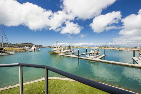 Waters Edge Townhouse 2 - Nambucca Heads Accommodation 1