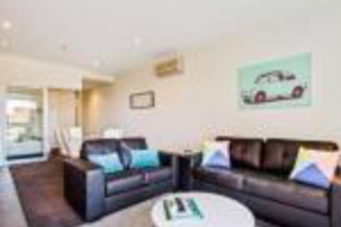 York Apartments - Nambucca Heads Accommodation 0