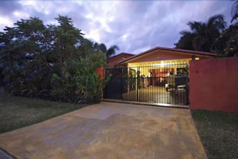 Hacienda Cooya Beach - Nambucca Heads Accommodation 1