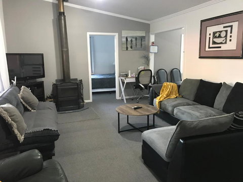 Longhorn Ranch Apartments - Nambucca Heads Accommodation 4