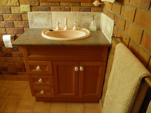 Coucals Cottage - Nambucca Heads Accommodation 3