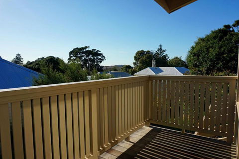 Rip Tide - Nambucca Heads Accommodation 1