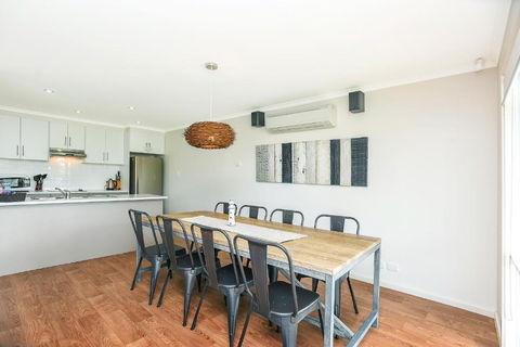 Hope House Encounter Bay - Nambucca Heads Accommodation 2