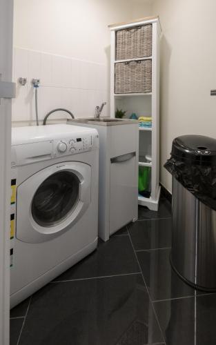 Waterfront Apartments Marinaquays Apt 221 & Apt 234 - Nambucca Heads Accommodation 1
