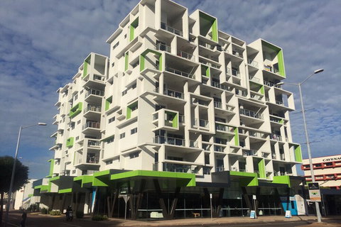 Darwin City Chic Apartment At The KUBE - Nambucca Heads Accommodation 1