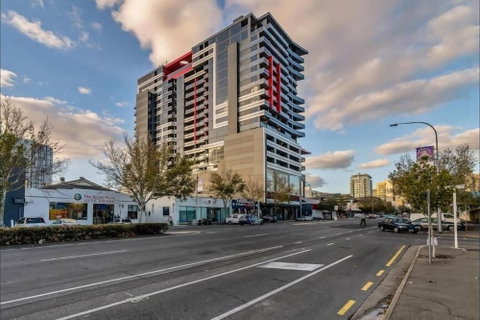 RNR Serviced Apartments Adelaide â€“ Grote St - Nambucca Heads Accommodation 1