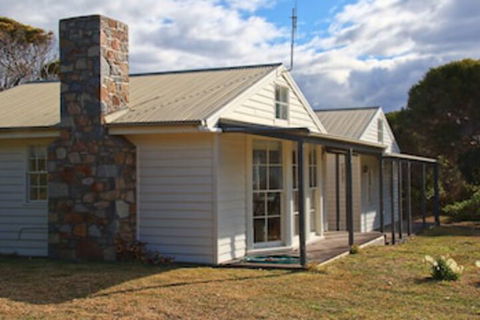 White Shell Cottage - Nambucca Heads Accommodation 0
