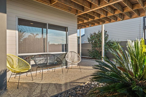 Oceans Eight - Nambucca Heads Accommodation 0