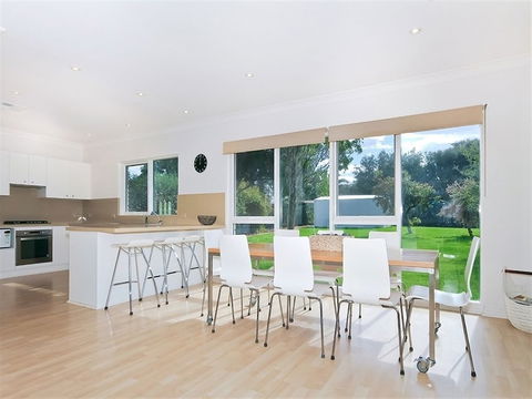 Tennis Elbow - Nambucca Heads Accommodation 3
