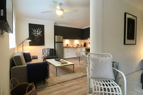 Sydneys Rushcutters Bay Retreat - Nambucca Heads Accommodation 3