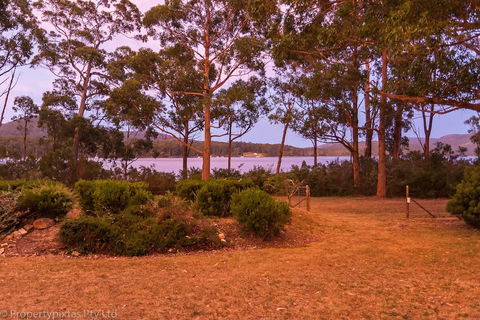 Bay Retreat Port Arthur - Nambucca Heads Accommodation 0