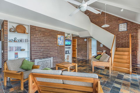 Bay Retreat Port Arthur - Nambucca Heads Accommodation 1