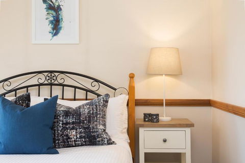 Windsors Edge Cottage Rothbury - Nambucca Heads Accommodation 6