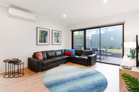 Boutique Stays - Caulfield Central - Nambucca Heads Accommodation 3
