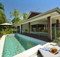 17 Cascade Luxury House on Fairway - Nambucca Heads Accommodation