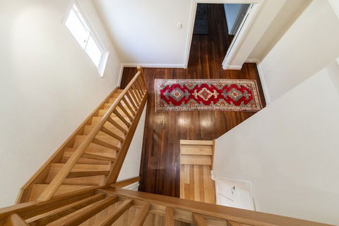 Inner Western Suburbs Retreat - Nambucca Heads Accommodation 4