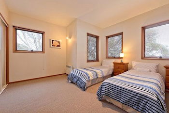 Square Bear - Nambucca Heads Accommodation 6