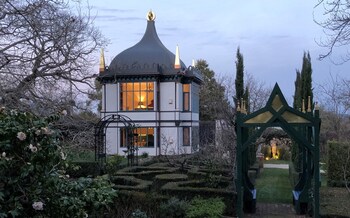 Montacute Pavilion And Gardens - Nambucca Heads Accommodation 0