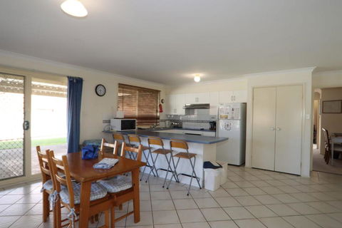 Holiday On The Water - Nambucca Heads Accommodation 4