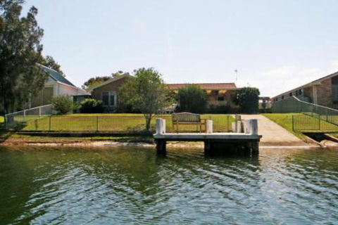 Relax & Enjoy The River - Nambucca Heads Accommodation 4