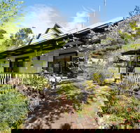 Cottage at 4A - Nambucca Heads Accommodation