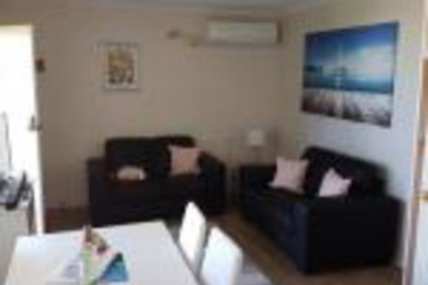 Unit 2 Breakaway Lodge - Nambucca Heads Accommodation 0