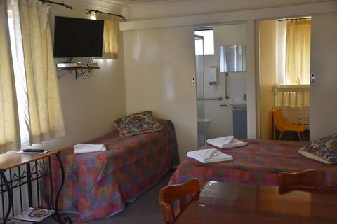 Valley Views Motel & Chalets - Nambucca Heads Accommodation 1