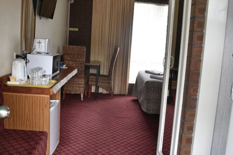 Valley Views Motel & Chalets - Nambucca Heads Accommodation 6