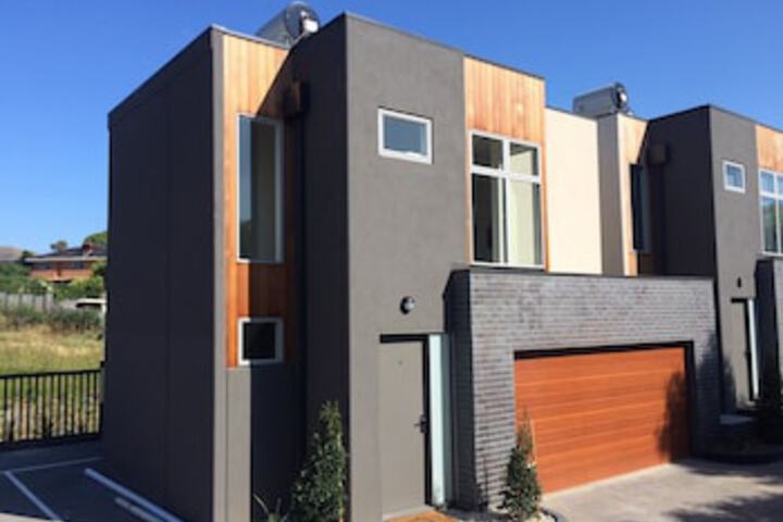 Niddrie VIC Nambucca Heads Accommodation