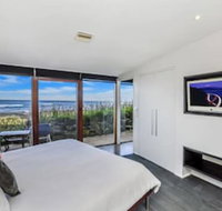 HEARNS BEACHSIDE VILLA 3 - Nambucca Heads Accommodation