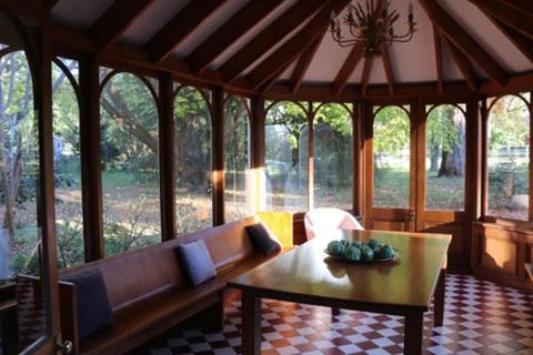 The White House - Nambucca Heads Accommodation 0