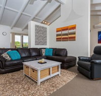 Ocean's 30 - Ultimate Beach Frontage - Nambucca Heads Accommodation
