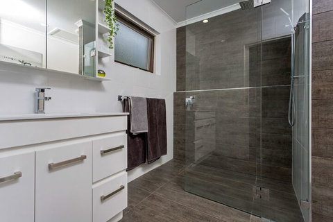 Ocean's 30 - Ultimate Beach Frontage - Nambucca Heads Accommodation 3