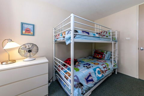 Mistral Court Unit 2 / 17 Mistral Close - Nambucca Heads Accommodation 2