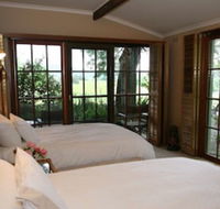 Riverhouse at Howqua Dale