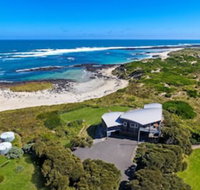HEARNS BEACH HOUSE - Nambucca Heads Accommodation