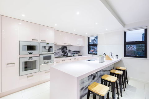 MADDISON, 3BDR Port Melbourne Apartment - Nambucca Heads Accommodation 2