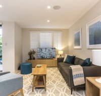 Executive 2 Storey Apartment with Pool - Nambucca Heads Accommodation