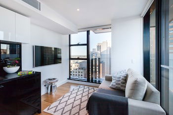 LOGAN, 2BDR Melbourne Apartment - Nambucca Heads Accommodation 0