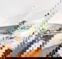 ISAAC 1BDR South Melbourne Apartment - Nambucca Heads Accommodation