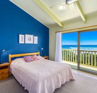Sandpiper Beach Front House - Nambucca Heads Accommodation
