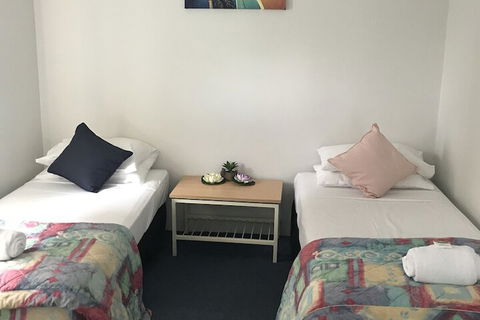 Tin Can Bay Budget Accommodation - Nambucca Heads Accommodation 2