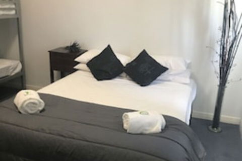 Tin Can Bay Budget Accommodation - Nambucca Heads Accommodation 0