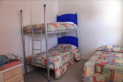 Tin Can Bay Budget Accommodation - Nambucca Heads Accommodation 7