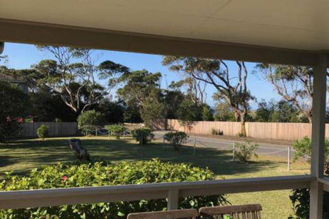 The Beach House In Berrara - Nambucca Heads Accommodation 5