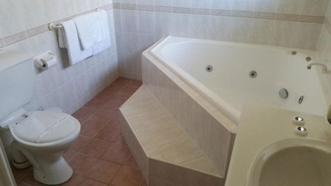 Blayney Central Motel - Nambucca Heads Accommodation 4
