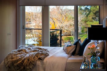 Daylesford Lake Villa 1 - Nambucca Heads Accommodation 0