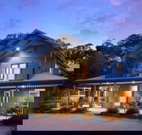 Katherine - Nambucca Heads Accommodation