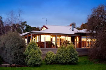 Kuca Stone - Nambucca Heads Accommodation 4
