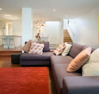 Lake Daylesford Lodge 2 - Nambucca Heads Accommodation